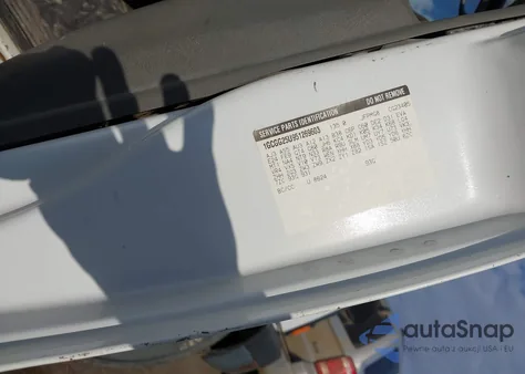 2005 Chevrolet Express from USA, damaged, VIN 1GCGG25U951269603